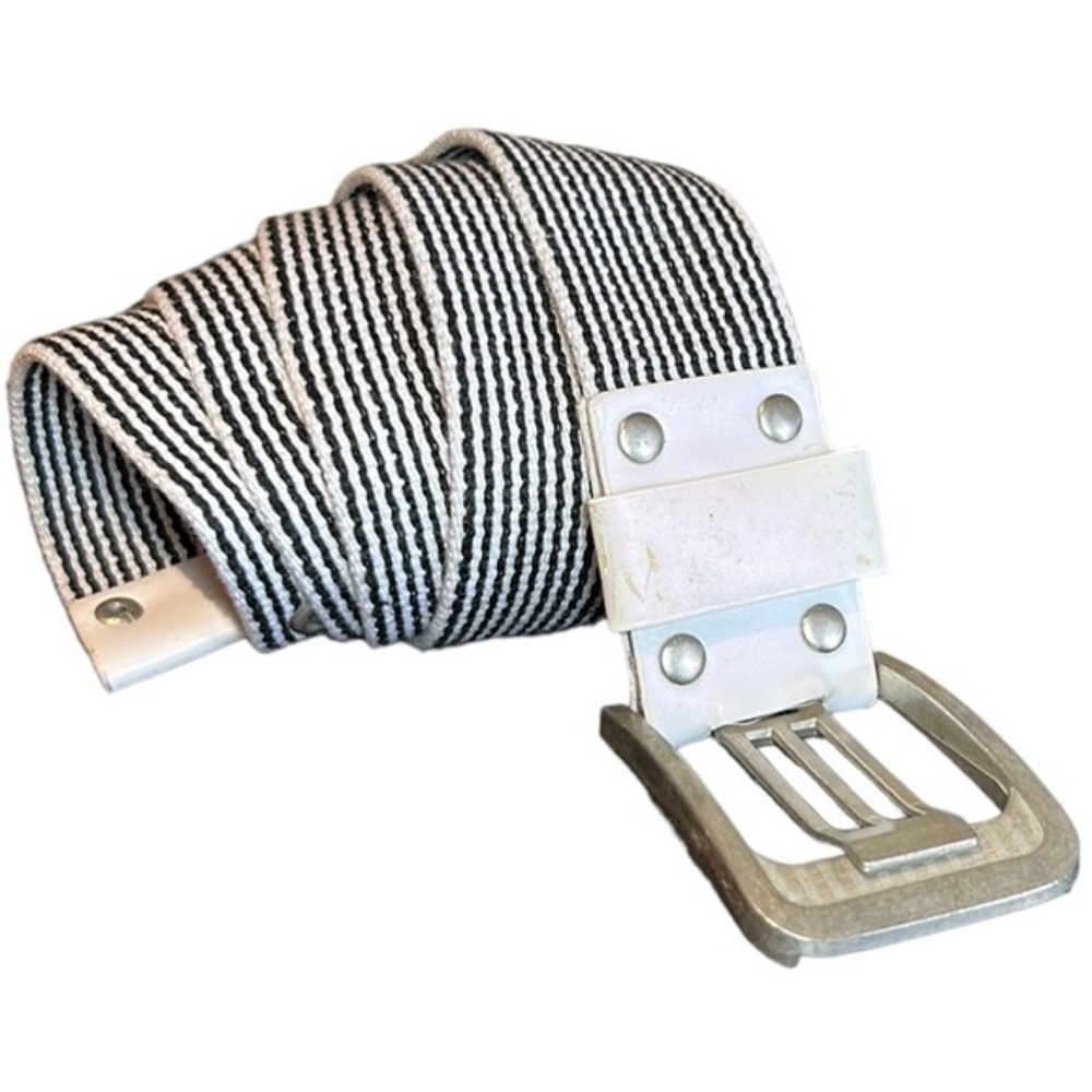 White‎ black women’s cloth belt with silver tone buckle 43” B51